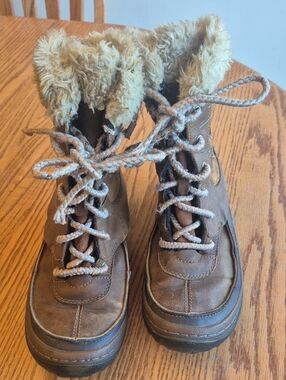 Merrell Women's Brown Faux-Fur Leather Winter Lace-Up Boots